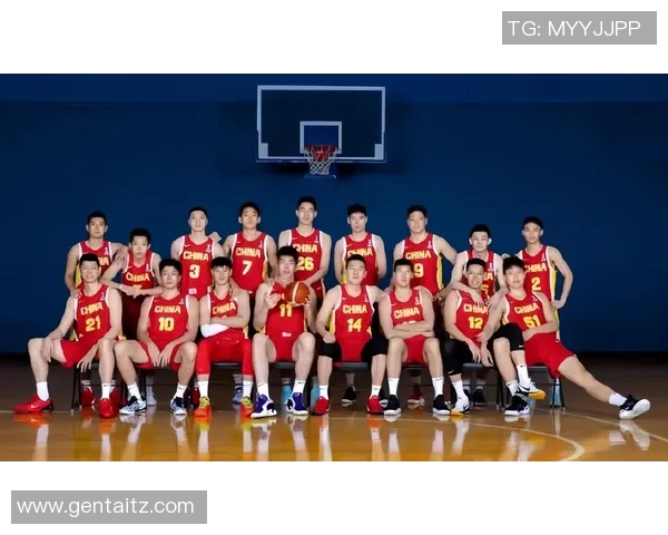 美国男篮对阵中国队精彩回顾央视全程直播赛场热情瞬间