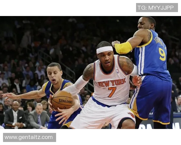 勇士与雷霆激情对决新浪视频直播全程呈现精彩瞬间